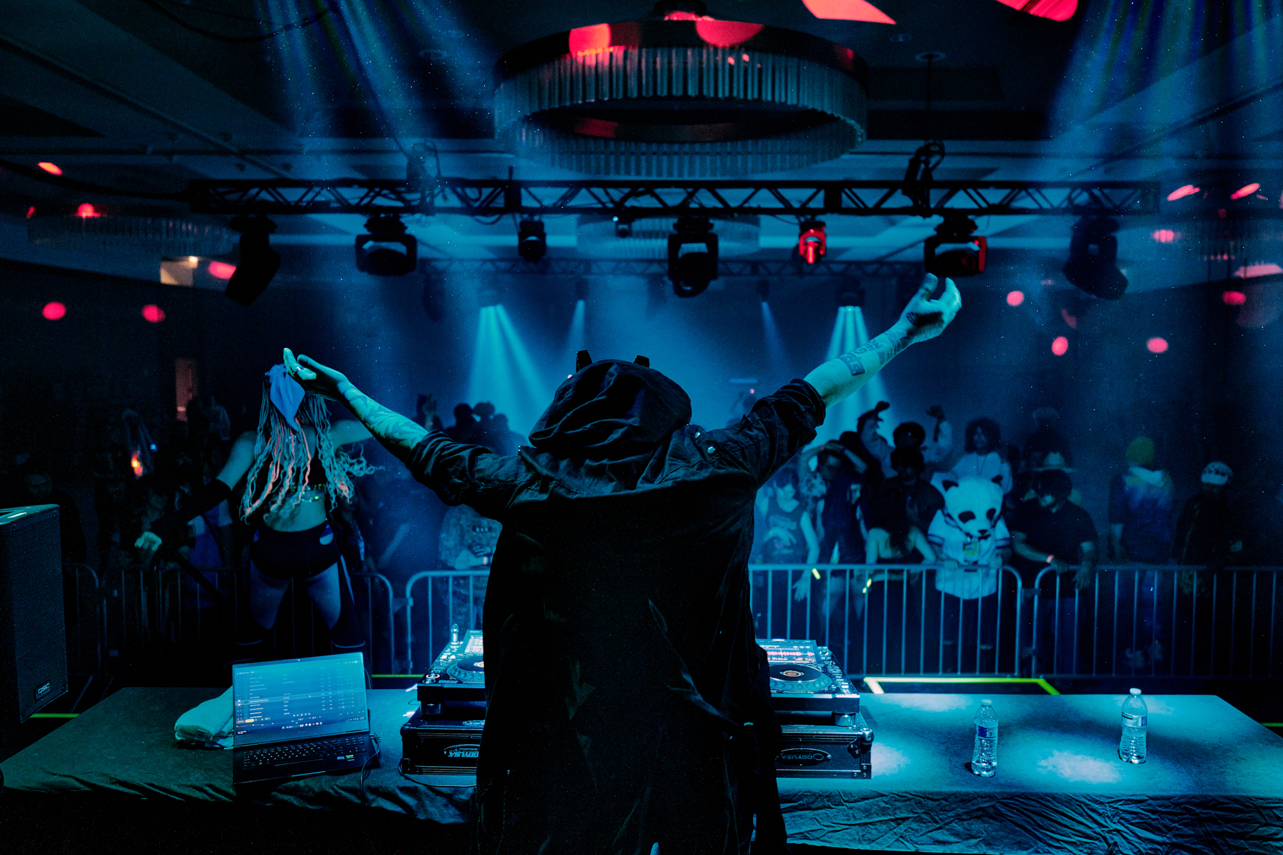 DJ DOX performing